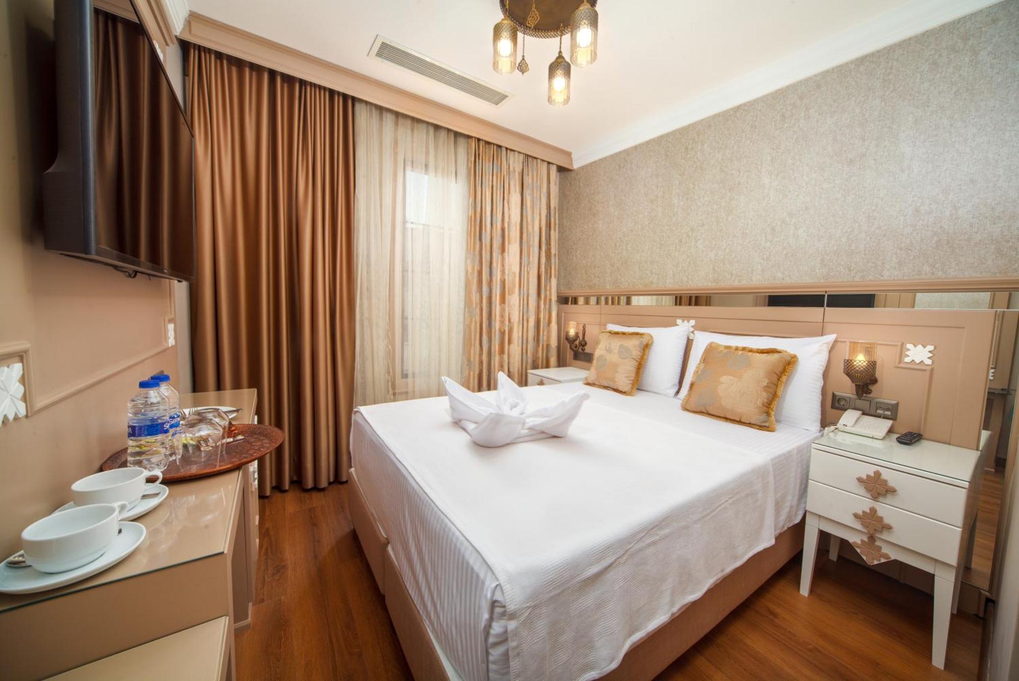 Belmond Hotel Istanbul Exterior foto